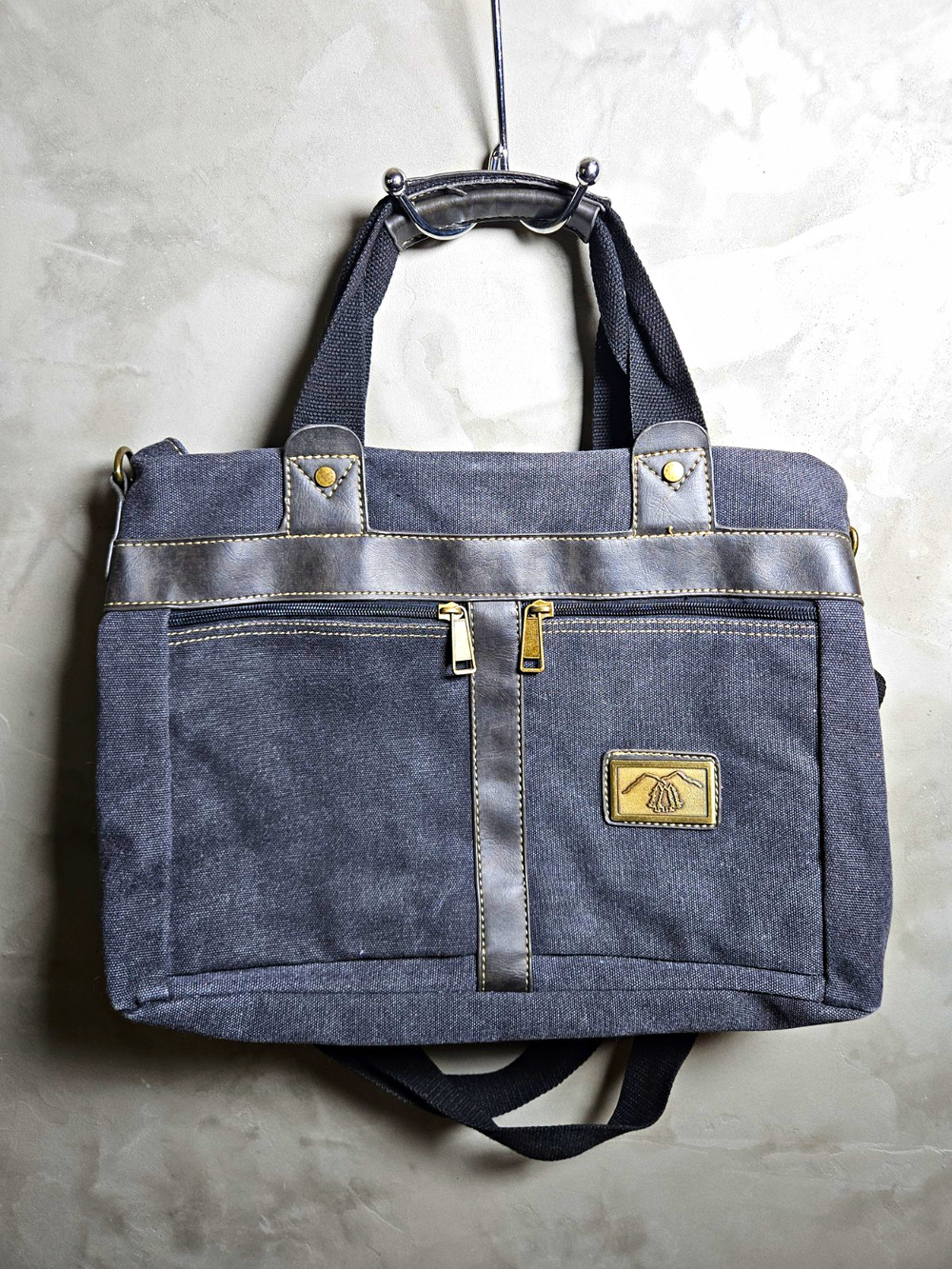 Gray Canvas Shoulder/Messenger Laptop/Book Bag w/ Adjustable Strap Fits 13-14 in